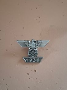 1929 German Pin Badge