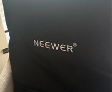 neewer ring light