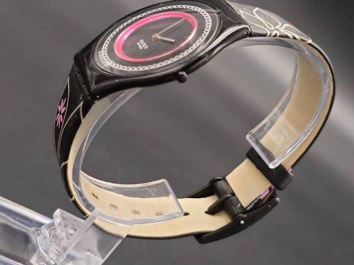 Vintage Collectable Swiss Swatch from 2002