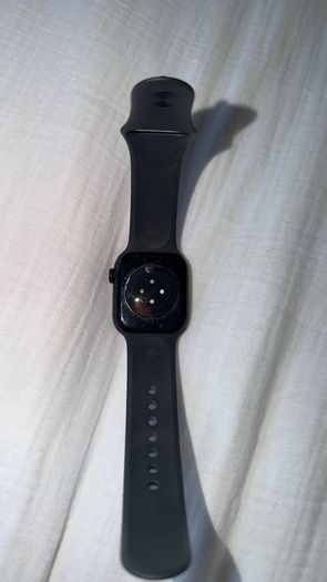 Apple Watch Series 11 | GPS | 42mm | Jet Black Aluminium | Black Sport Band | S/M