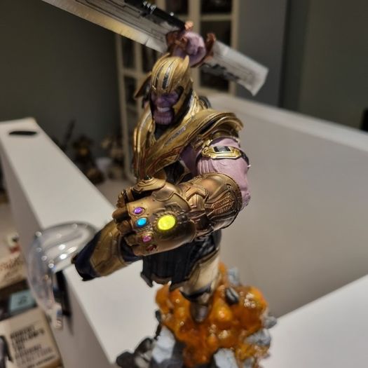 Iron Studios Thanos Avengers Endgame 1/10 scale statue