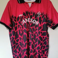 Football T-shirt, Medium.