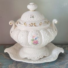 Italian vintage tureen with serving platter