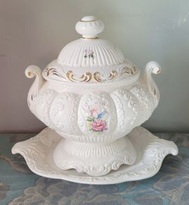 Italian vintage tureen with serving platter