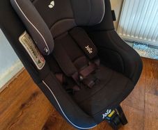 Jolie 360 child car seat