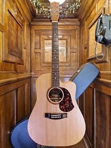 Maton SRS70ce