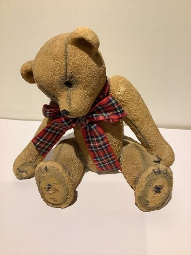 Vintage Kensington Holly Grove Resin Bear