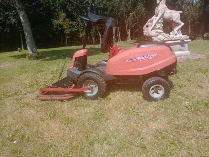 Mounthfield front deck ride on mower