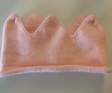 Baby knitted crown headband