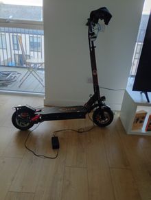 Electric scooter