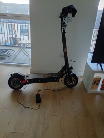 Electric scooter