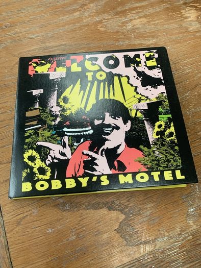 Pottery - Welcome to Bobby's Motel