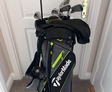 Taylormade golf clubs set