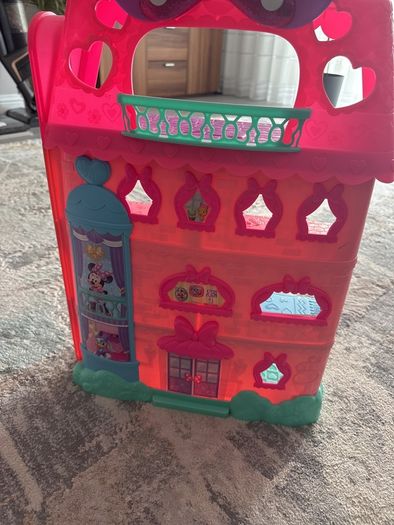 Barbie truck and Minnie Mouse house