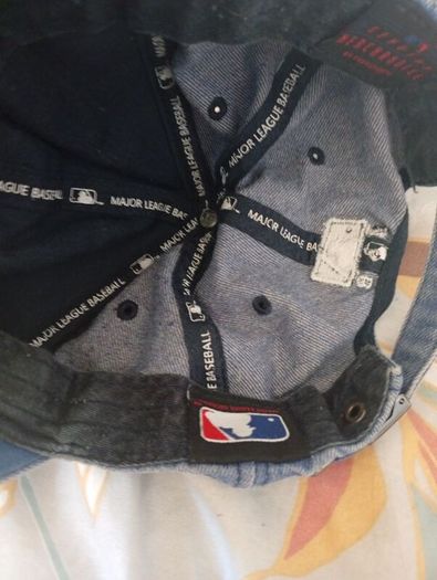 8 x Baseball Cap's