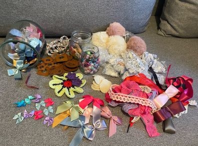 BIG Set of Craft Supplies/Accessoires (Sewing/Crochet/knitting)