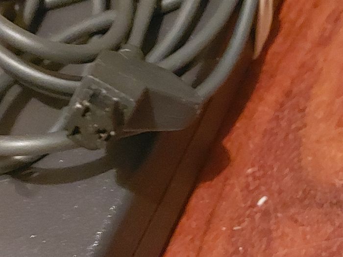 DELL AA20031 20v 3.5amp Power Adaptor in excellent condition