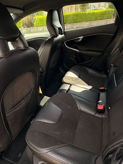 Volvo V40 2016 D2 R-design Ed 5dr - Long Nct 07/27