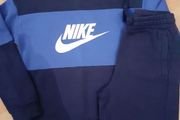 Nike Sweater &amp; Shorts Set Size M (10-12 yrs)