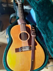 Gibson B-25-12 rare vintage guitar 12 strings and case