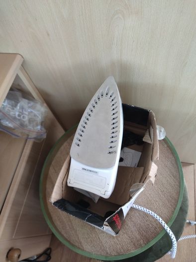 Morphy Richards iron