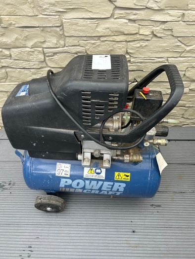 Air compressor
