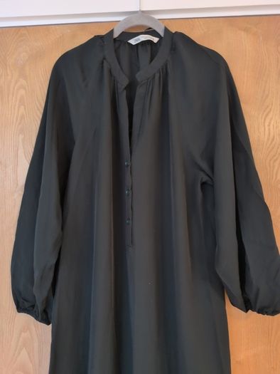 Zara Black Dress. S. M- 12.