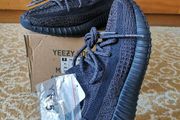 yeezy boost 350 V2 black (4/5 /6 /7 /8 /8.5 /9 /10 /11K)