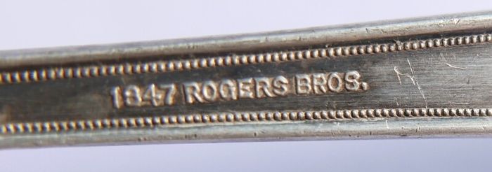 Vintage 1847 Rogers Bros silver-plated decorative spoon