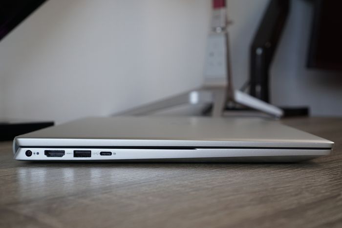 Dell Inspiron 5420  QHD+ | i7-1255U | 16gb | 512gb | Nvidia MX570
