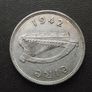 Irish Republic. Silver Shilling (1942) Image 3