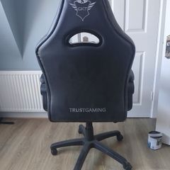office/gaming chair