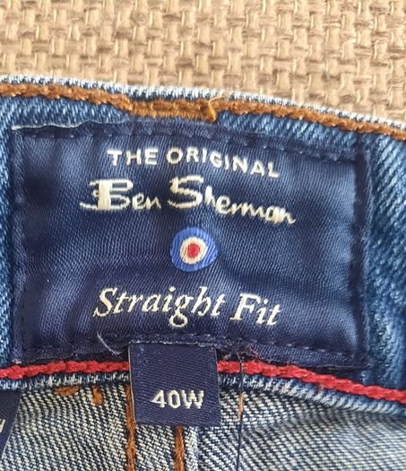 Ben Sherman cotton denim jeans 40 waist and 30 leg in very good condition with no issues see last two photos for exact measurements FREE TRACKED POSTAGE INCLUDED