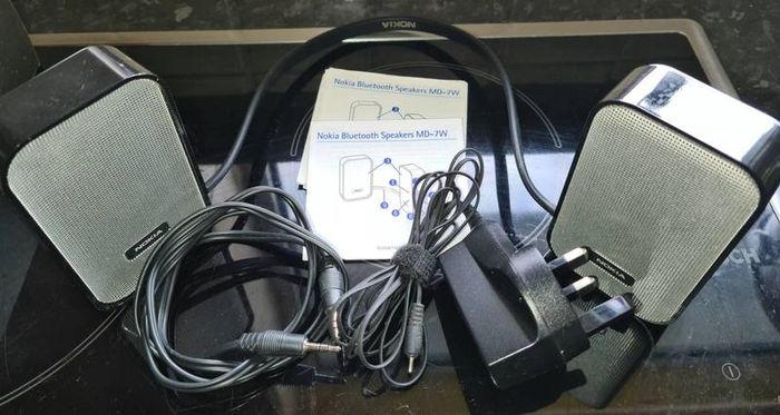 Vintage Nokia MD-7W bluetooth speakers