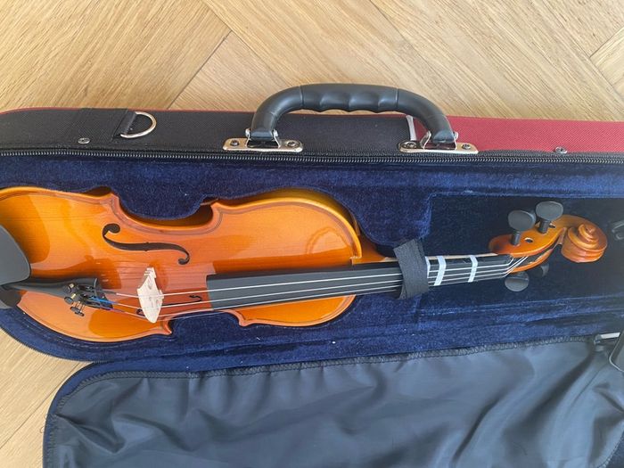 1/4 violin