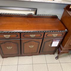 sideboard