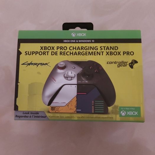 X box one cyberpunk console