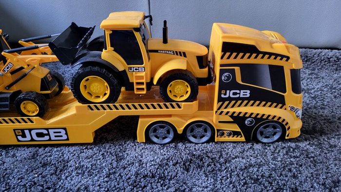 JCB truck digger construction toy