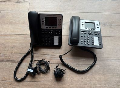 grand stream VOIP phones x 2