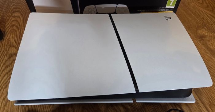 Playstation 5 (PS5) - Digital Edition