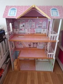 Dolls house