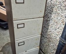 4 drawer metal cabinet