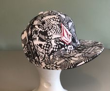 Volcom Skateboarding Baseball Cap Size 7.5 Small / Youth