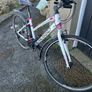ladies hybrid bicycle Image 2