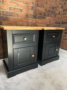 Bedside lockers