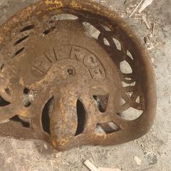 Pierce Wexford cast iron seat There is a repair, please check photos