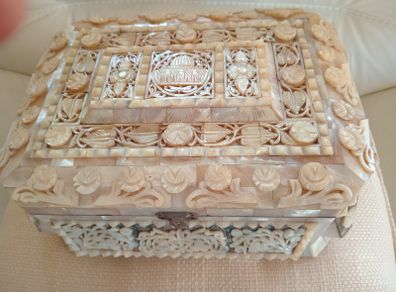 "Mother of Pearl" Jewellery Casket