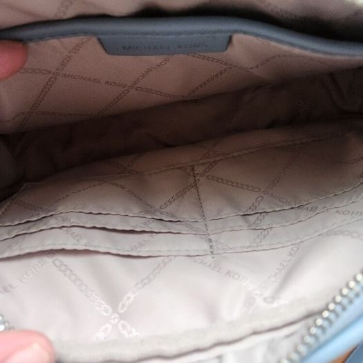 Michael kors crossbody bag