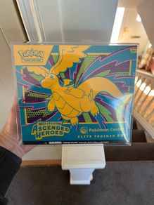 Adcended Heroes Pokemon Center Etb