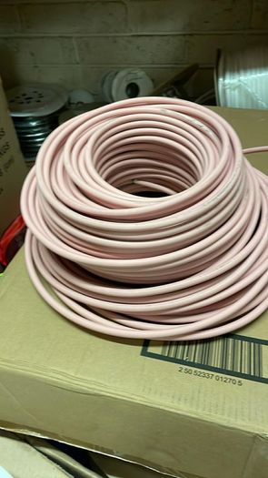 Pink Fire Cable 4 x 1.5 per Meter